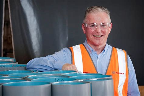 Offshore workers' union calls for 'heads to roll' at WorkSafe WA .